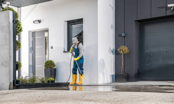 Best Pool Deck Cleaning  in Stillwater, MN